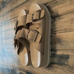 J/Slides BAHA white leather sandal size 8.5